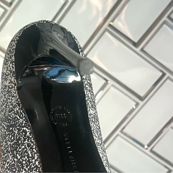 STELLA MCCARTNEY PUMPS/ HEELS SIZE 38.5 NAVY/BLACK PRINTED PUMPS - Picture 15 of 16